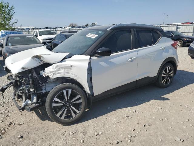  Salvage Nissan Kicks