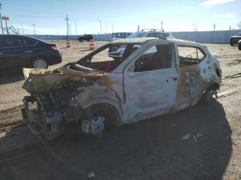  Salvage Nissan Kicks