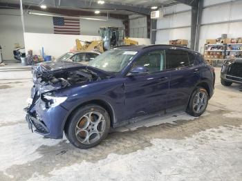  Salvage Alfa Romeo Stelvio