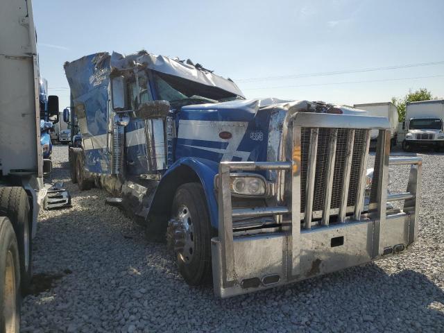  Salvage Peterbilt 589