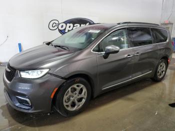  Salvage Chrysler Pacifica