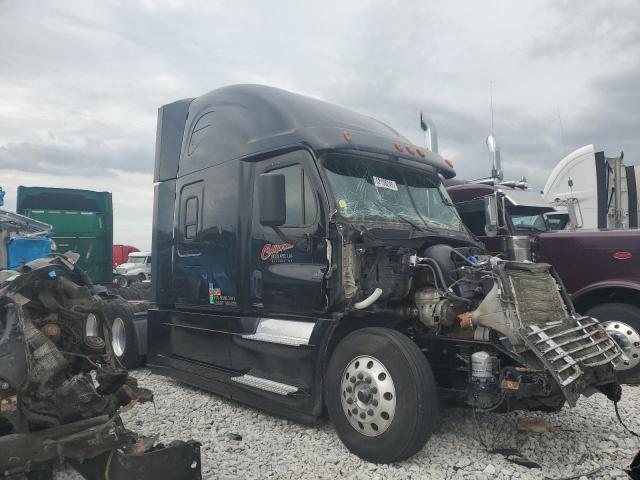 Salvage Freightliner Cascadia 1