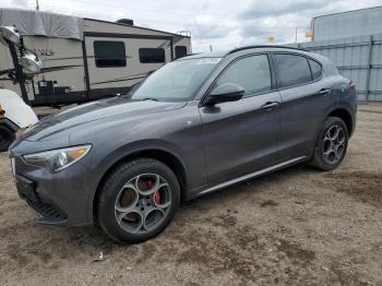  Salvage Alfa Romeo Stelvio