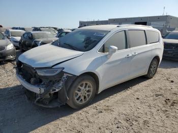  Salvage Chrysler Pacifica