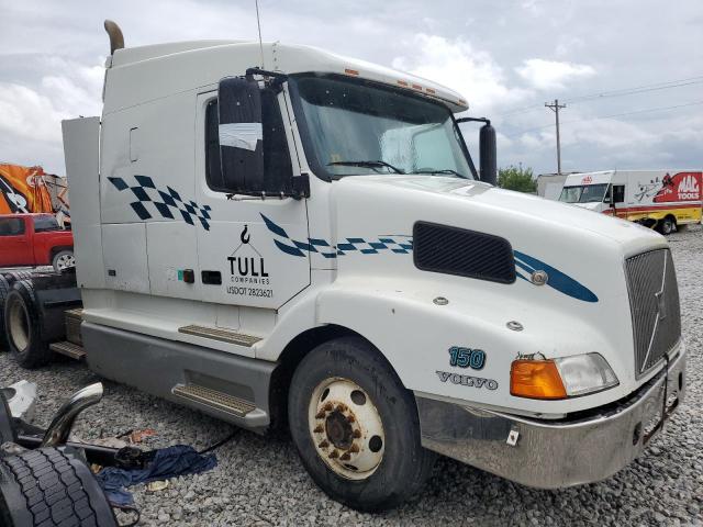  Salvage Volvo Vn