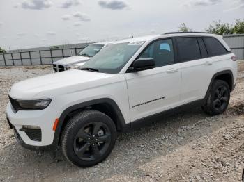  Salvage Jeep Grand Cherokee