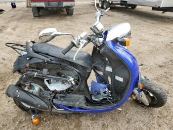  Salvage Yamaha Scooter
