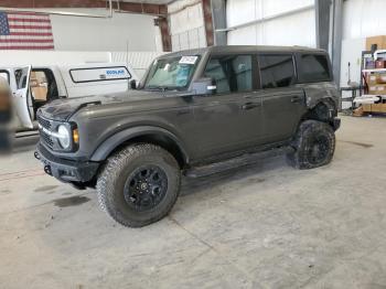  Salvage Ford Bronco