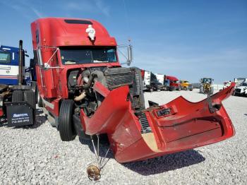  Salvage Freightliner Fld120