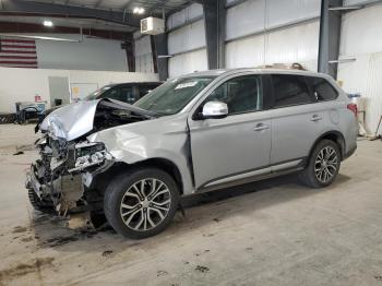  Salvage Mitsubishi Outlander