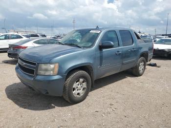  Salvage Chevrolet Avalanche