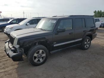  Salvage Jeep Commander