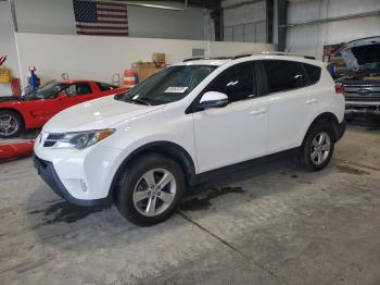  Salvage Toyota RAV4