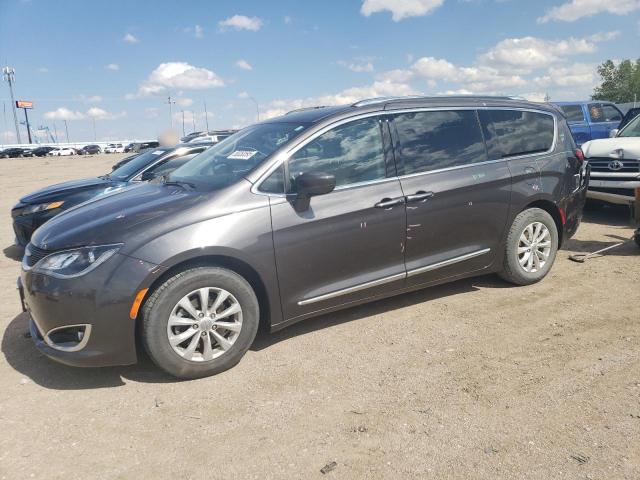  Salvage Chrysler Pacifica