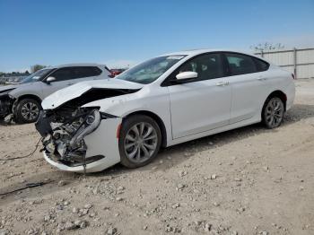  Salvage Chrysler 200