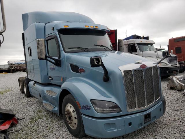  Salvage Peterbilt Tractor 579