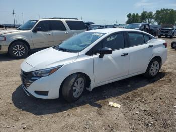  Salvage Nissan Versa
