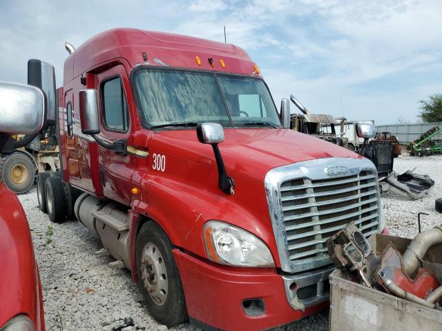  Salvage Freightliner Cascadia 1