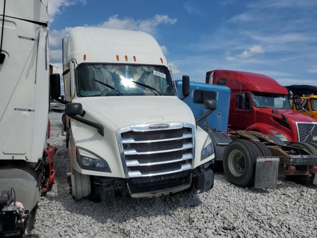  Salvage Freightliner Cascadia 1