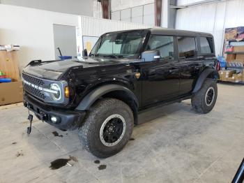  Salvage Ford Bronco