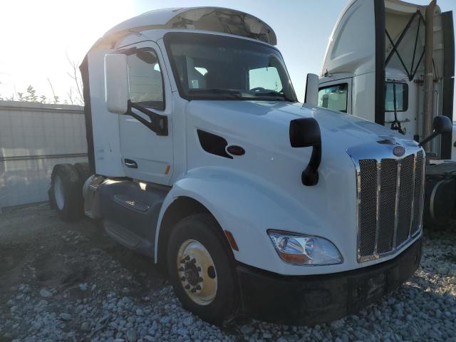  Salvage Peterbilt Tractor 579