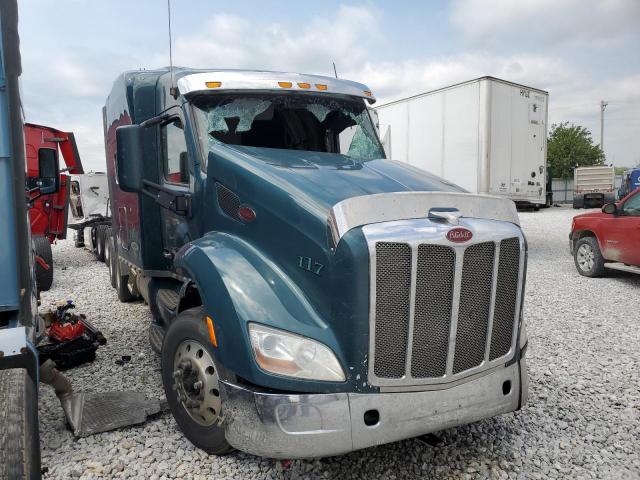 Salvage Peterbilt 579