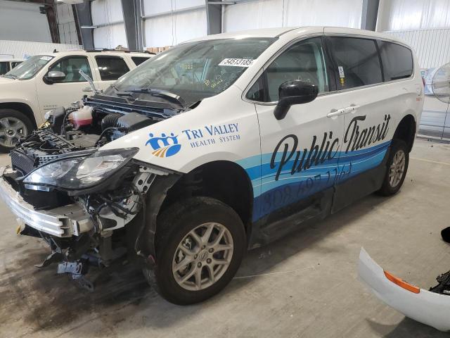  Salvage Chrysler Minivan