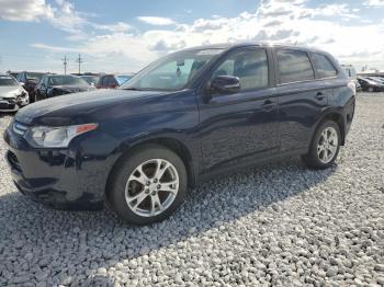  Salvage Mitsubishi Outlander