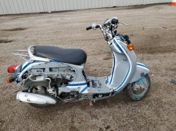  Salvage Yamaha Scooter