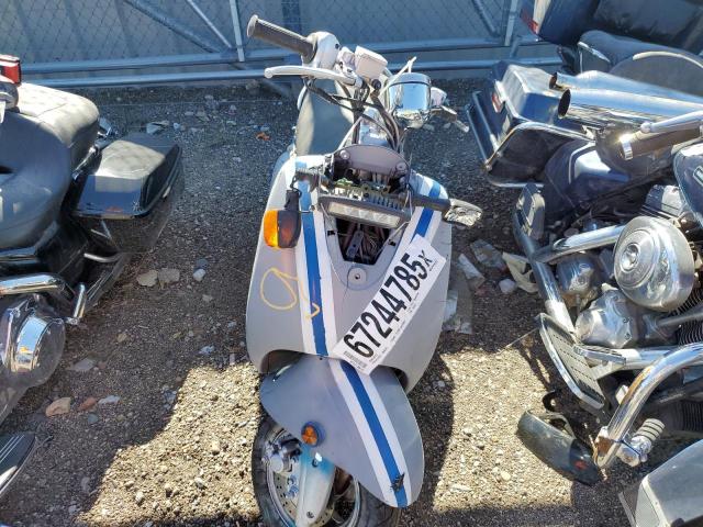 Yamaha Scooter Image 2