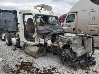  Salvage Freightliner Cascadia 1