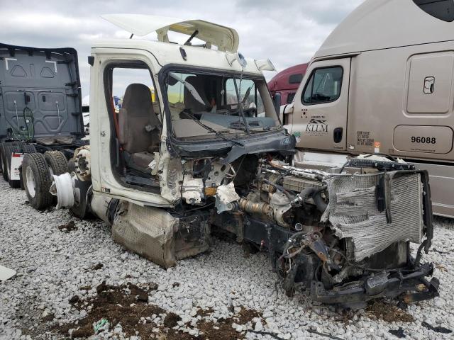  Salvage Freightliner Cascadia 1