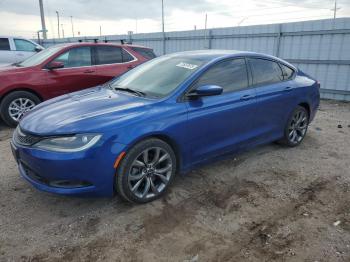  Salvage Chrysler 200