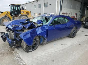  Salvage Dodge Challenger