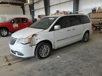  Salvage Chrysler Minivan