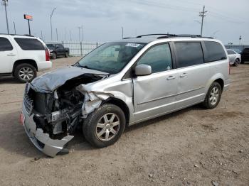  Salvage Chrysler Minivan