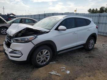  Salvage Hyundai TUCSON