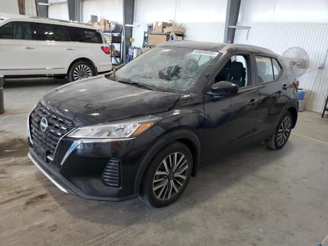  Salvage Nissan Kicks