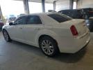 Chrysler 300 Limited Image 2