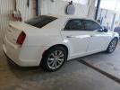 Chrysler 300 Limited Image 4