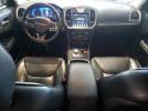 Chrysler 300 Limited Image 8