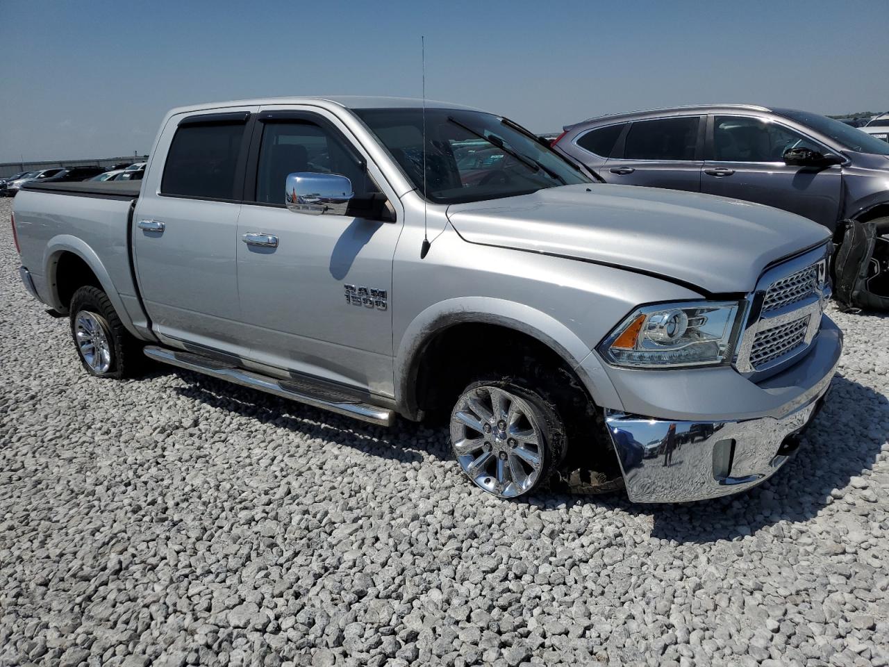 Ram 1500 Laramie Image 10