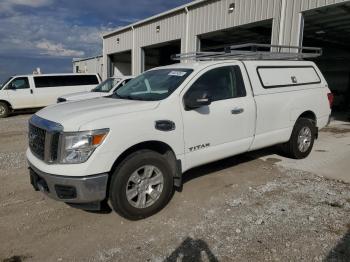  Salvage Nissan Titan