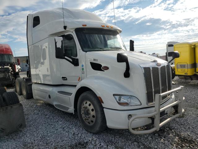  Salvage Peterbilt 579
