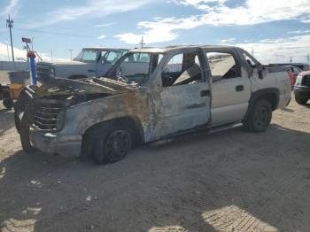  Salvage Chevrolet Avalanche