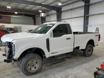  Salvage Ford F-350