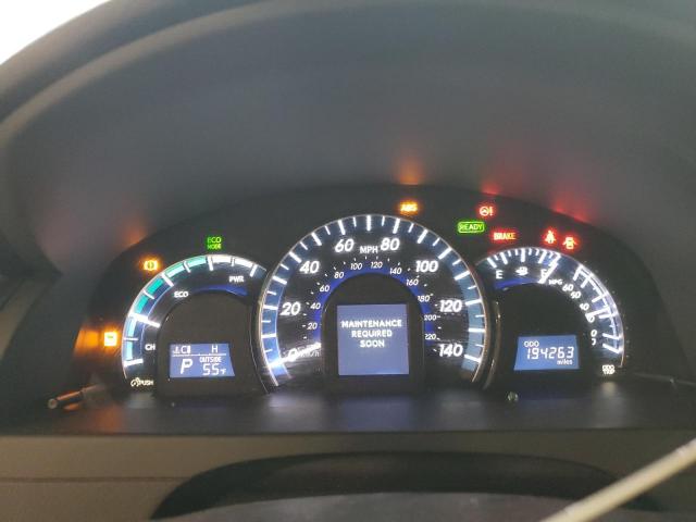 Toyota Camry Hybrid Image 10