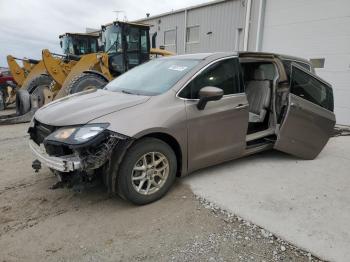 Salvage Chrysler Pacifica