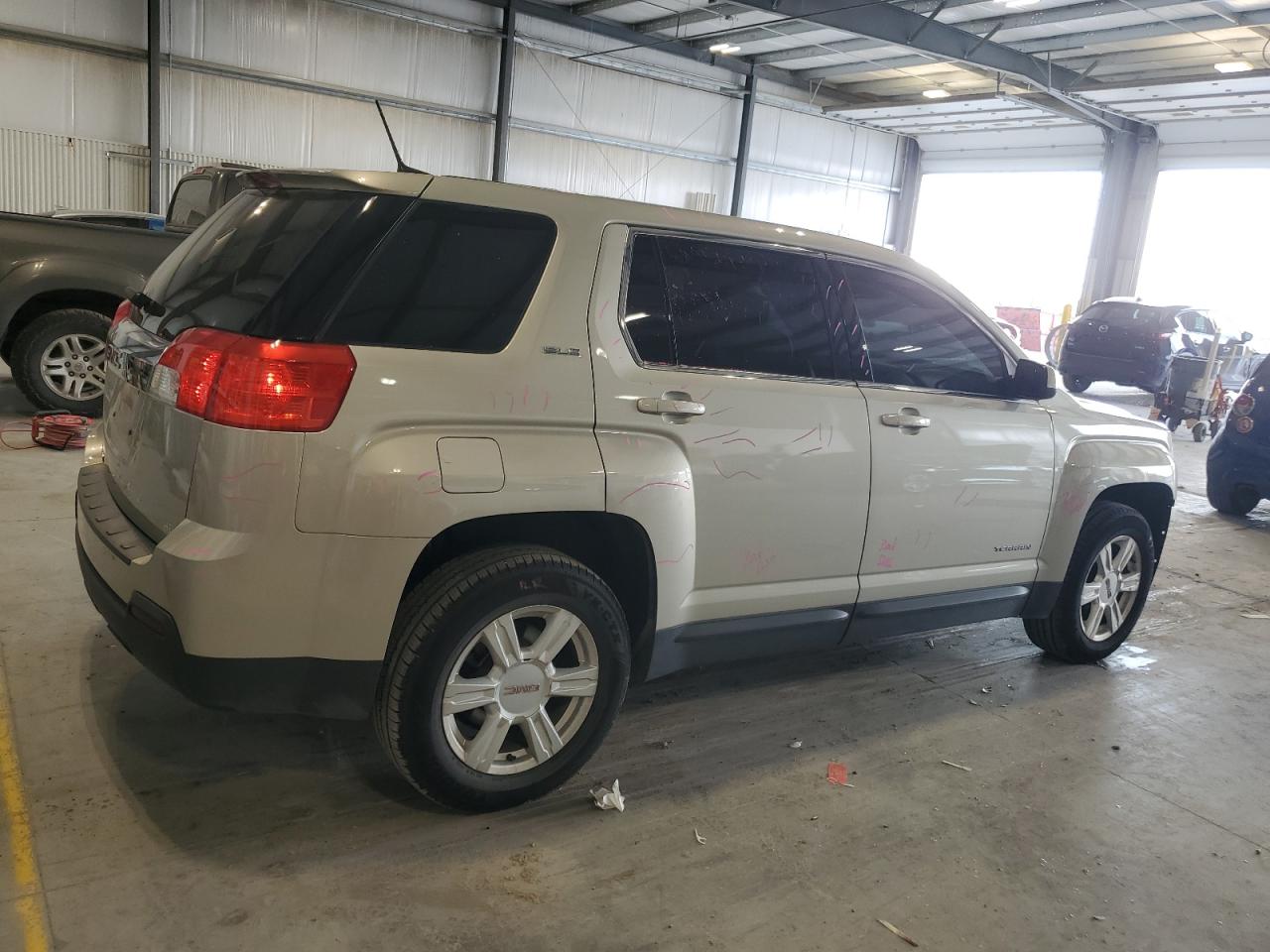 GMC Terrain Sle Image 2