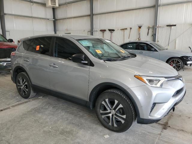 Toyota RAV4 Le Image 6